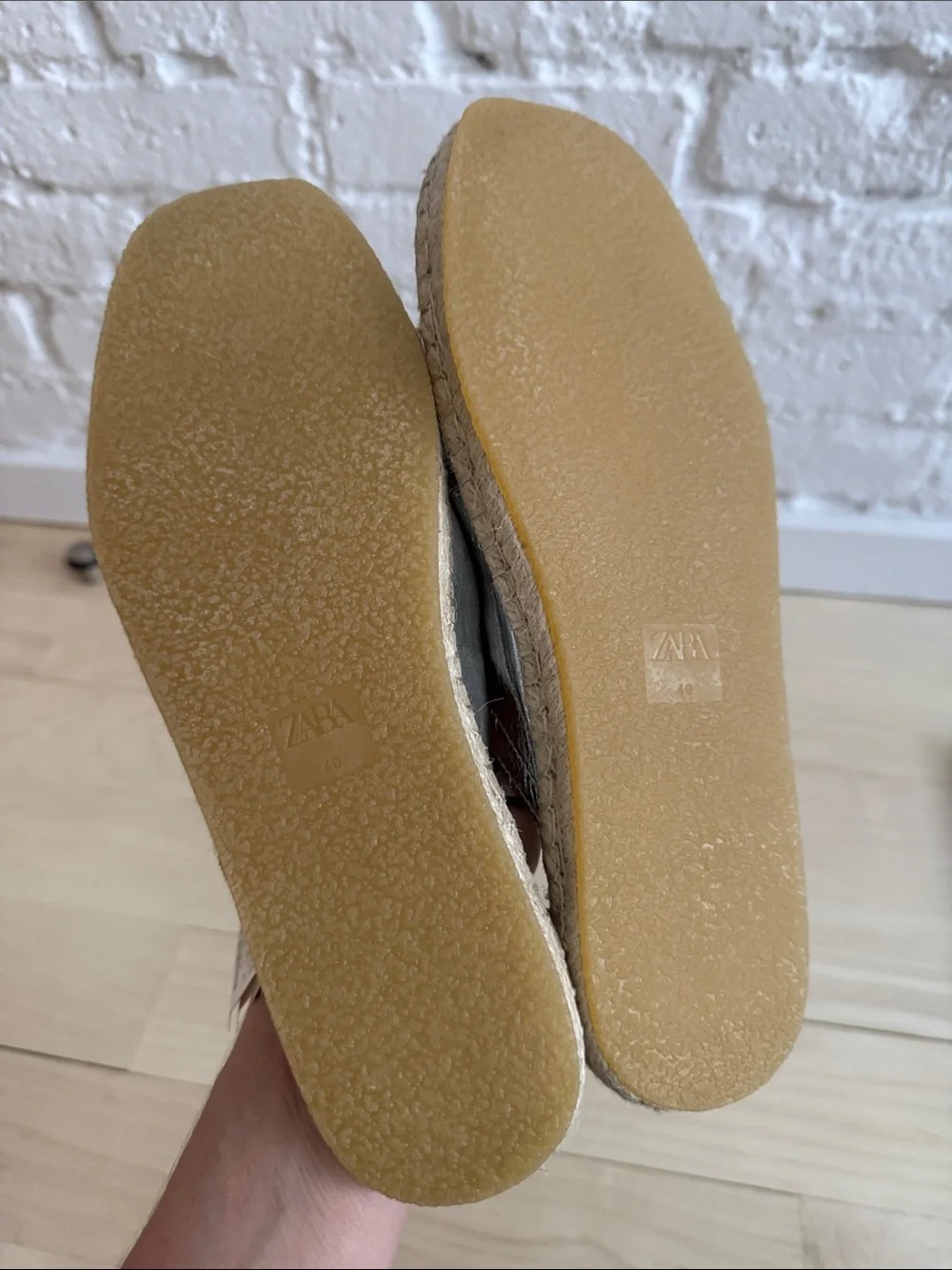 *NEW* Zara Size 40 Silver Espadrille Slide Sandals